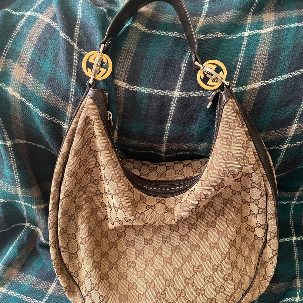 Gucci Beige / Ebony GG Canvas Monogram Hobo Bag